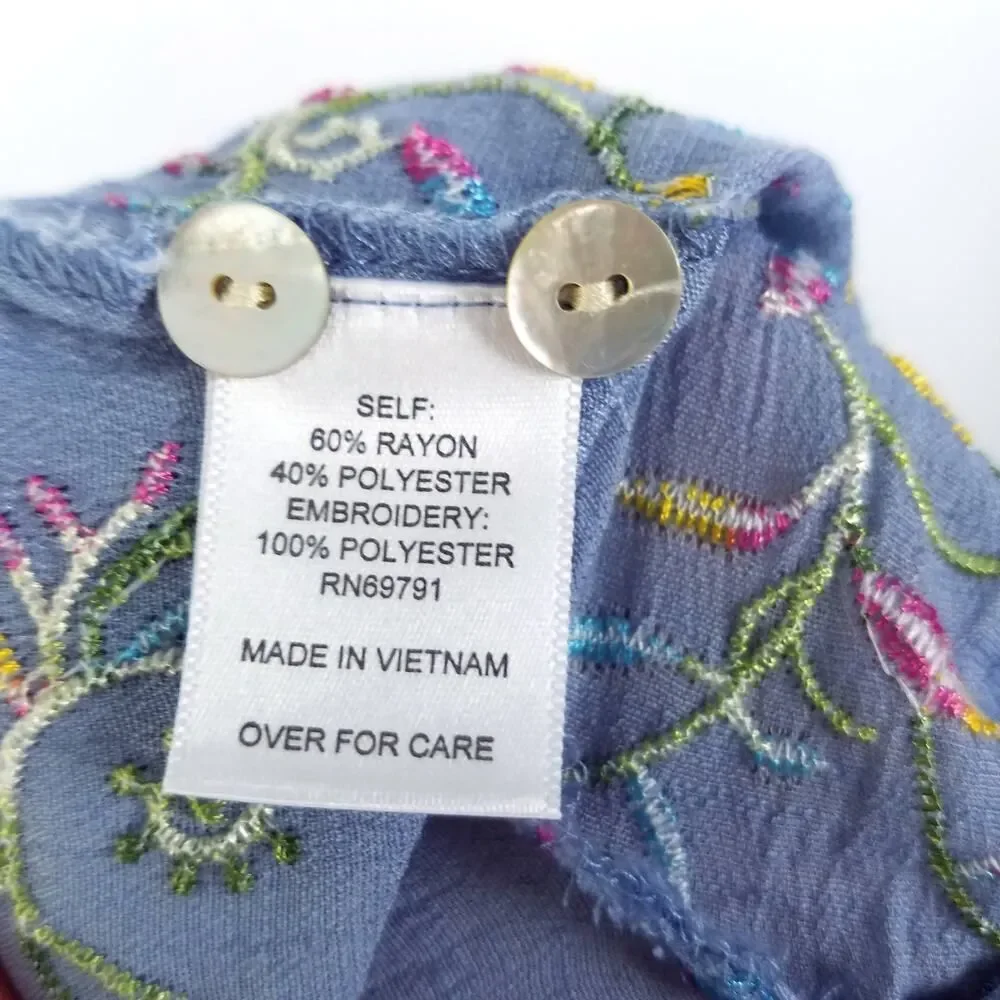 Hope Springs Floral Embroidery Twist Front Button Down Shirt Blue Size Medium - Picture 6 of 6